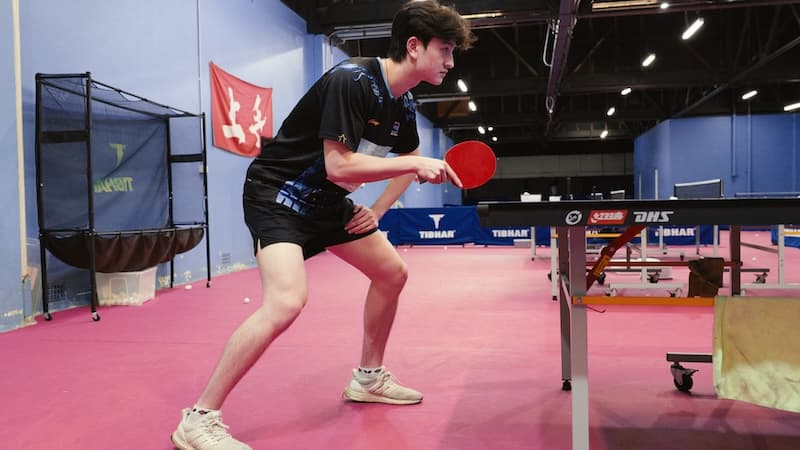 Table tennis stance